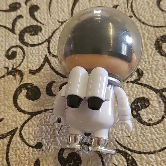 Ryan"s World Astronaut Toy - Picture 2 of 4